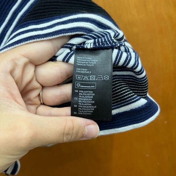 H&M Black, navy and White high neck Striped Crop Top - Picture 4 of 4